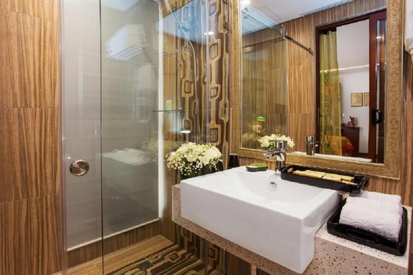 Deluxe Double or Twin